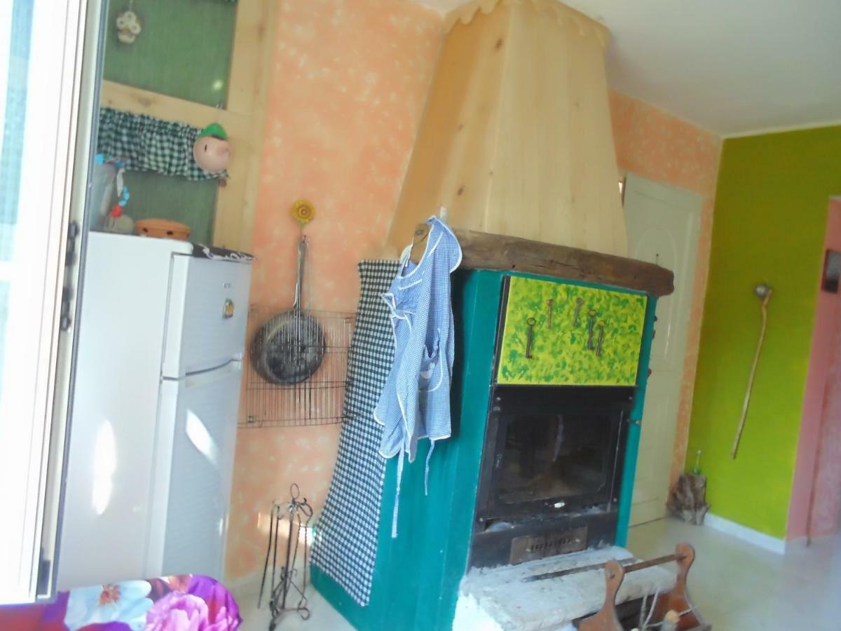 La Masseria Di Antonio E Teresina Colli a Volturno Eksteriør billede